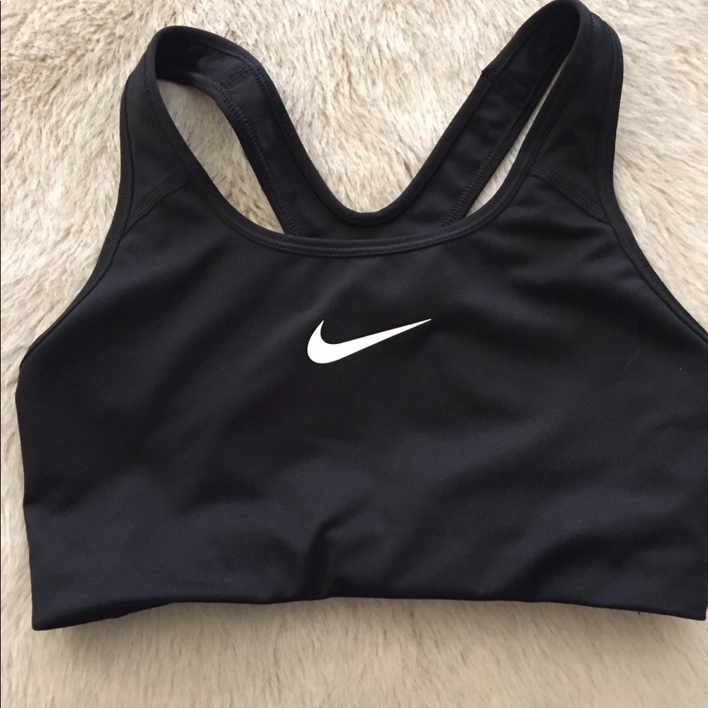 Nike pro sports bra